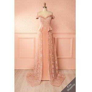 Princess Aurora Inspired Pink Embroidered Lace Gown "Belén"